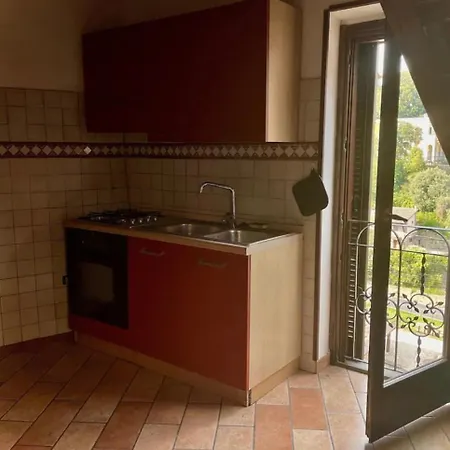 Orologio House - House In The Center Apartment Capranica