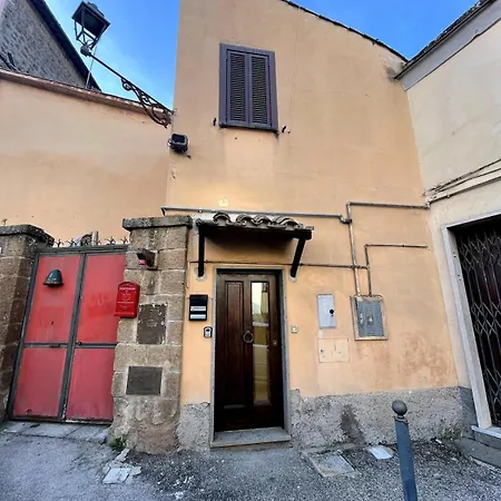 Orologio House - House In The Center Capranica